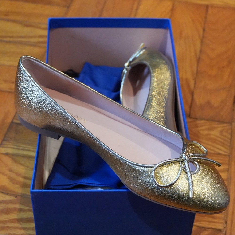 Stuart Weitzman Sparkle Gold Gabby Almond Toe Slip On Ballet Flats